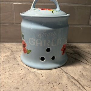 Pioneer Woman Fresh Garlic Ceramic Jar with Floral Design - Light Blue